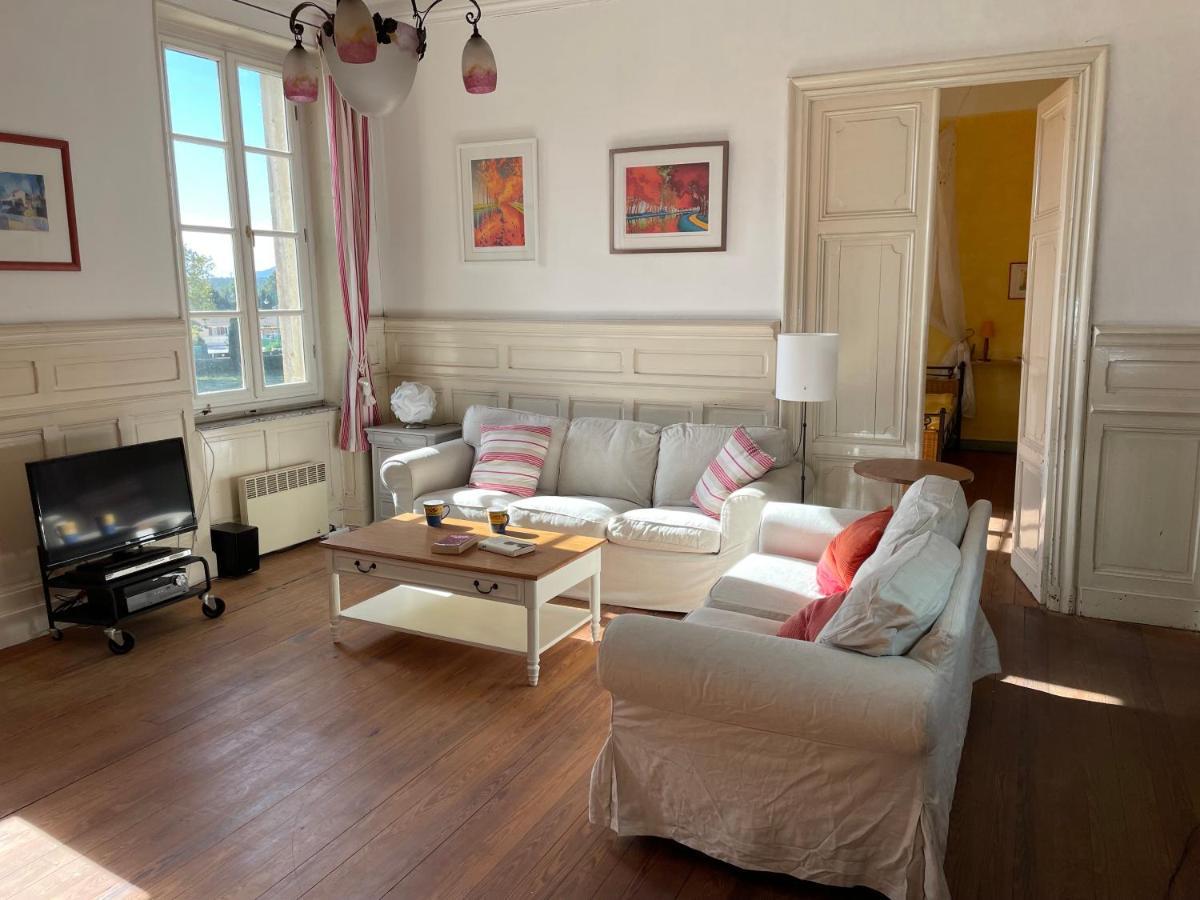 Grosse Ferienwohnung Am Canal Du Midi Mit Dachterrrasse Homps  Dış mekan fotoğraf